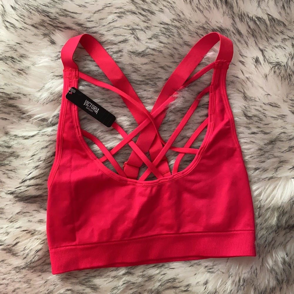 ✨2/$40✨ Victoria Sports Seamless Strappy Sports Bra - Picture 4 of 6